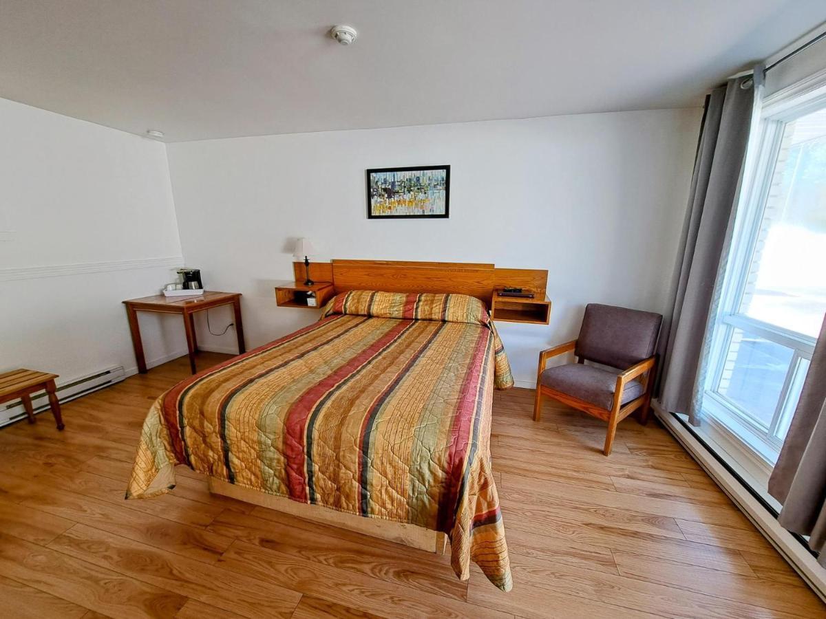 Motel Bonsoir Joliette Ngoại thất bức ảnh