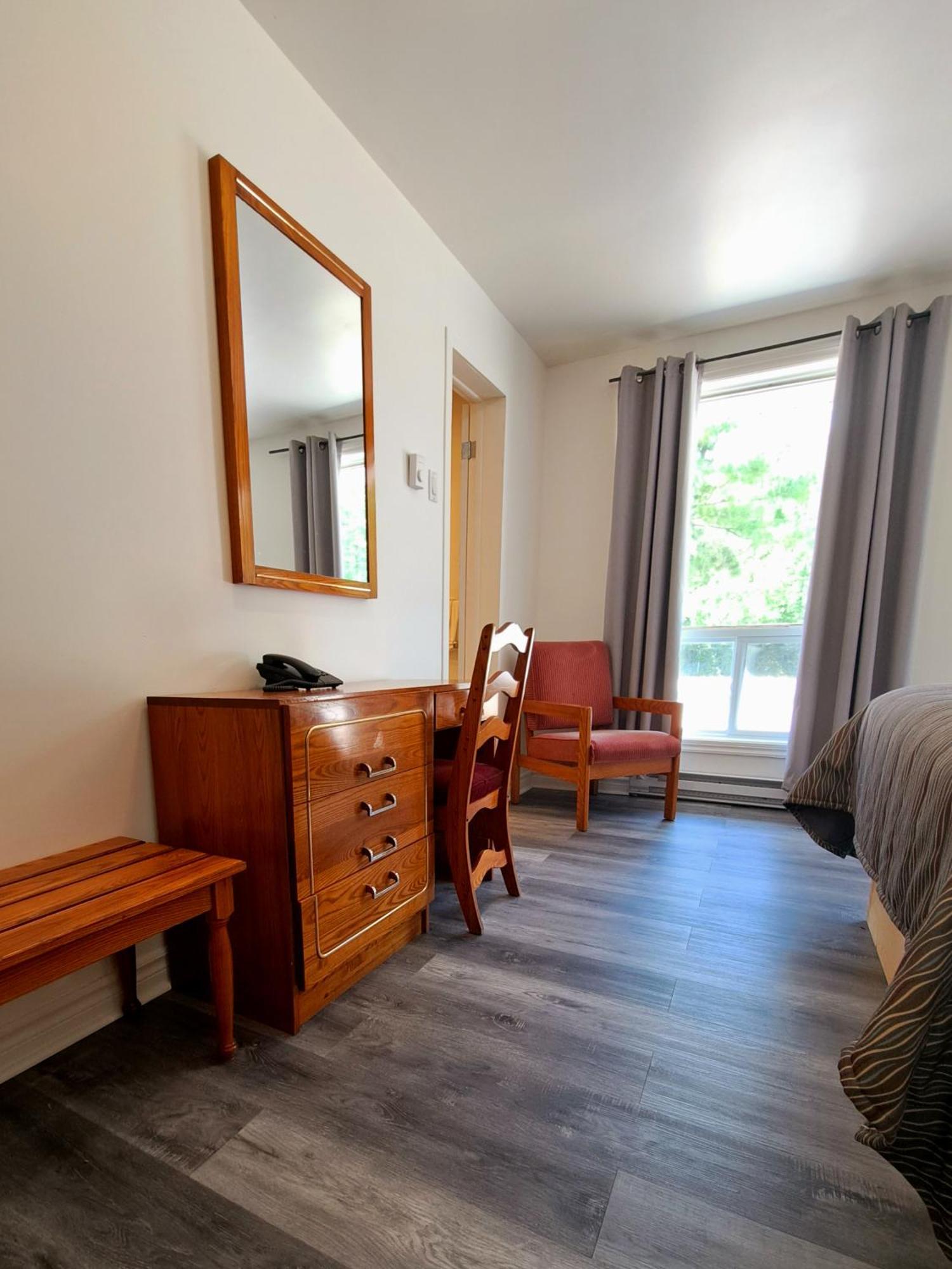 Motel Bonsoir Joliette Ngoại thất bức ảnh