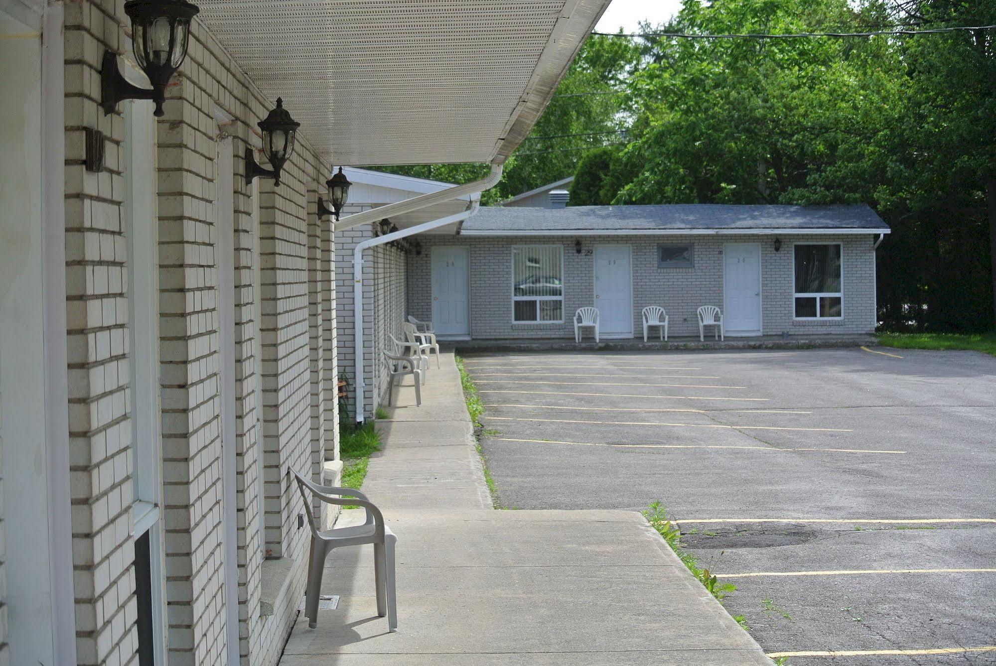 Motel Bonsoir Joliette Ngoại thất bức ảnh