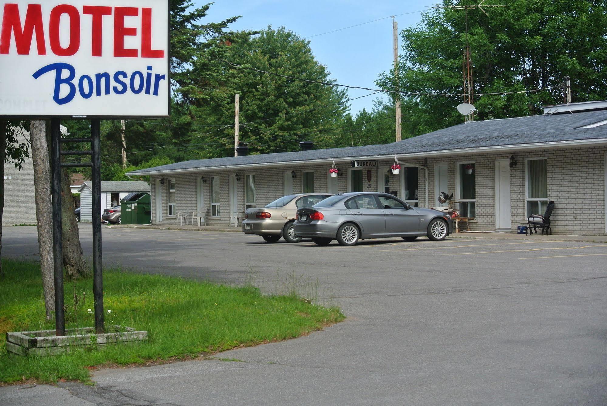 Motel Bonsoir Joliette Ngoại thất bức ảnh