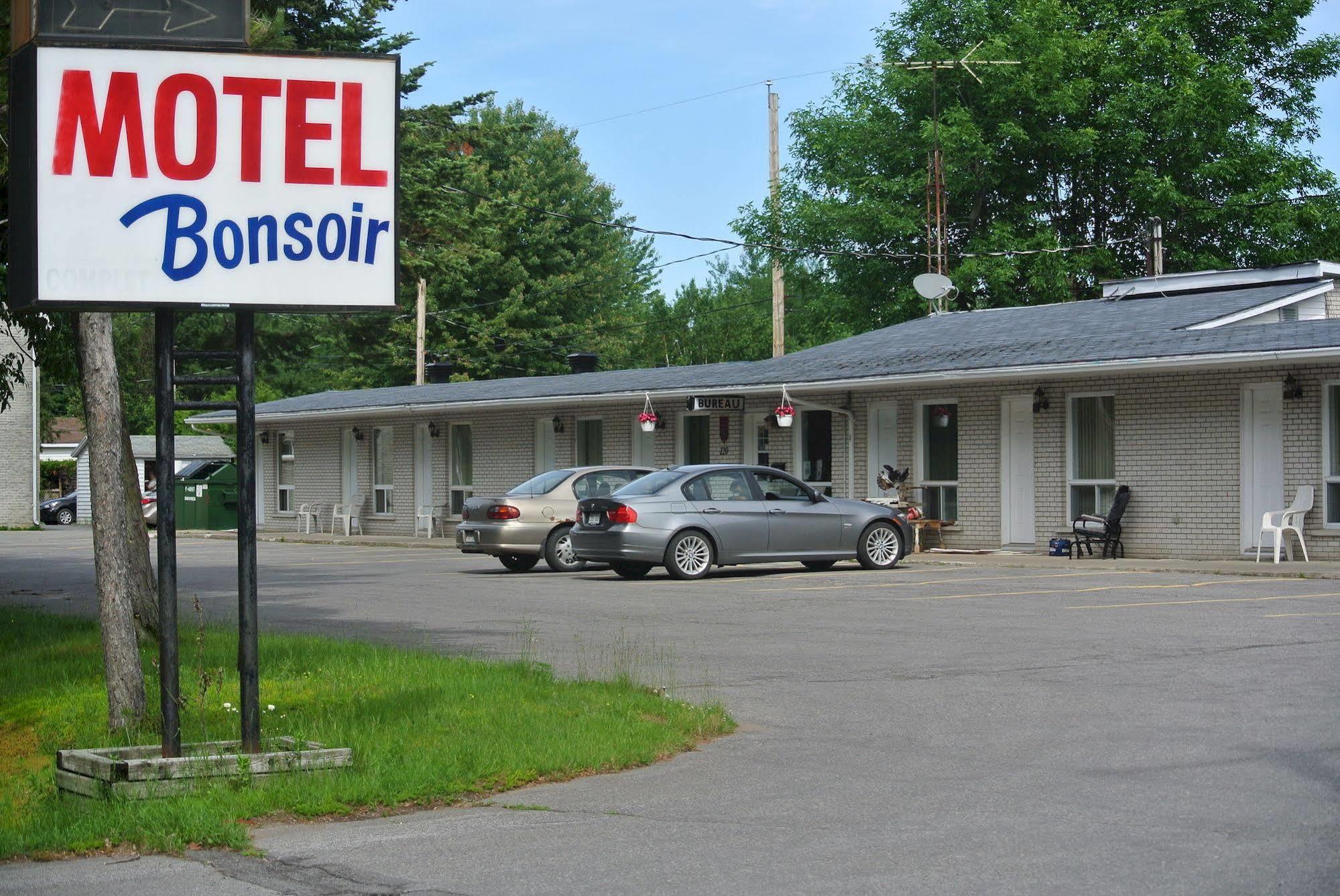 Motel Bonsoir Joliette Ngoại thất bức ảnh